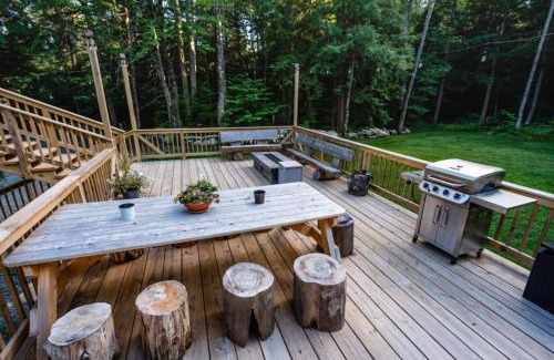 Stratton Casa | Dream Stratton Forest Cabin with Hot Tub and Fast WiFi
