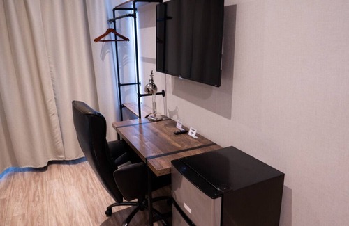 Northeast Mississauga Casa | (8) Dream Suites Toronto Pearson (YYZ) Boutique Hotel