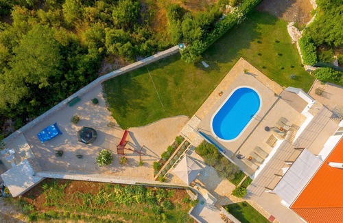 Gruda Casa | Casa de vacaciones de ensueño "Summer Paradise