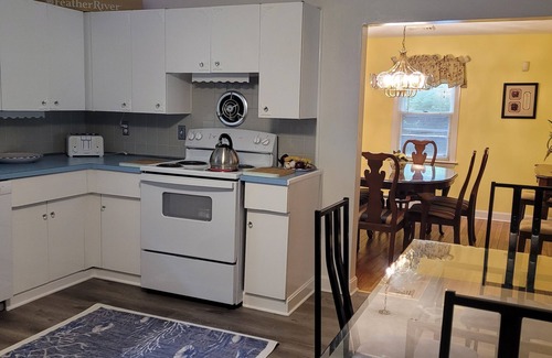 East Falmouth Casa | Dream vacation in our 4-Bedroom newly-renovated house 2.5 miles from the ocean.