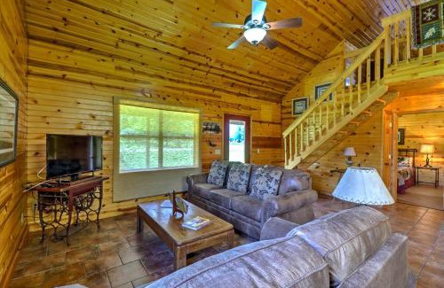 Mountain View Casa | Dream Valley Mountain View Cabin with Covered Porch!