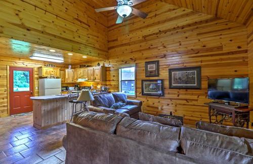 Mountain View Casa | Dream Valley Mountain View Cabin with Covered Porch!