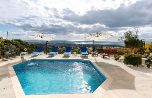 Tala Casa | Dream Villa in Tala with Private Pool, Sea & Mountain Views & Garden Retreat
