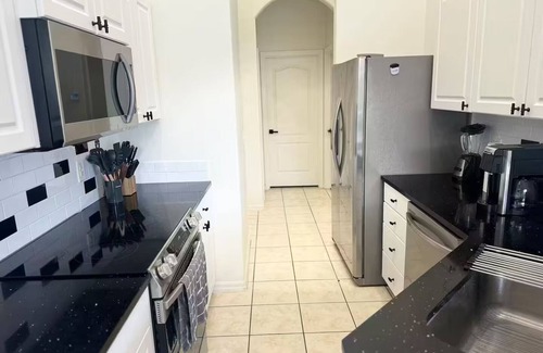 Wellington Villa | Dream Villa W/ Pool Near Disney3 Bed 2 Bath,
