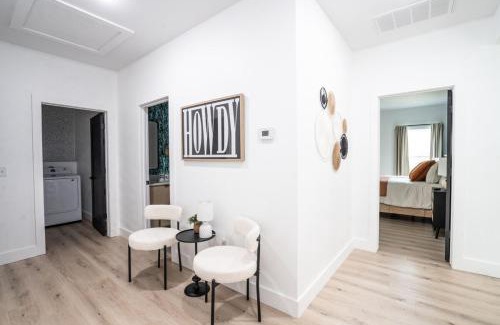 Bella Vista Casa | Dreamcatcher NEW Modern Retreat Near Trails Lakes Golf