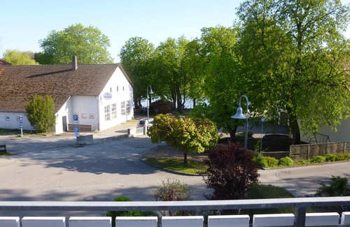 Buxheim Apartamento | Apartamento de ensueño de galería DG en Buxheimer Weiher