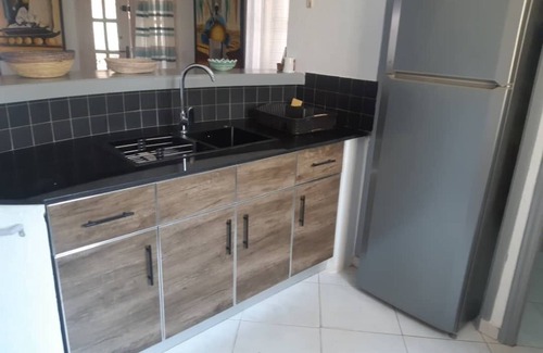 Saly Villa | Villa de ensueño con piscina infinita y jacuzzi