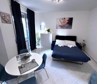 Bullona Apartamento | Dreams Little Apartment - M5 Station - Near Center