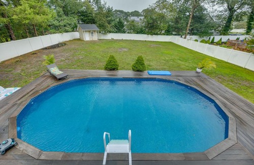 Lake Grove Casa | Dreams of Paradise Luxury Home with Pool!