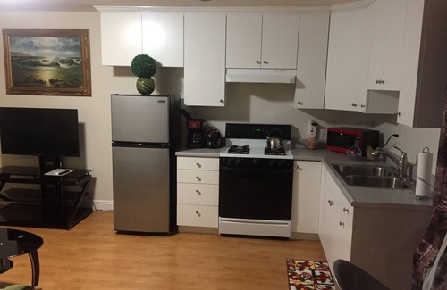Burbank Casa | Sueños y corrientes. Segunda vivienda con un patio romántico privado.