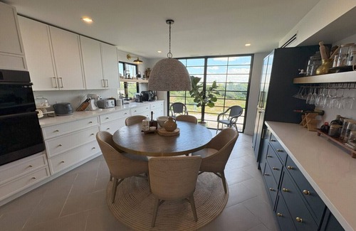 Palm Island Apartamento | `Dreamy Beachfront Getaway !`
