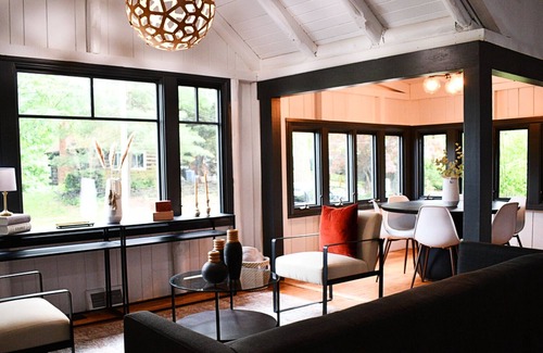 Hewitt Casa | Dreamy Cabin w/Modern finishes Perfect City Escape/1hr from NYC