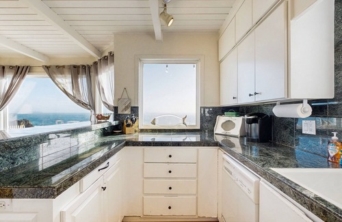 Bodega Bay Casa | Dreamy Coastal Home W/ Breathtaking Ocean Views, Free WiFi & Deck - Dogs OK