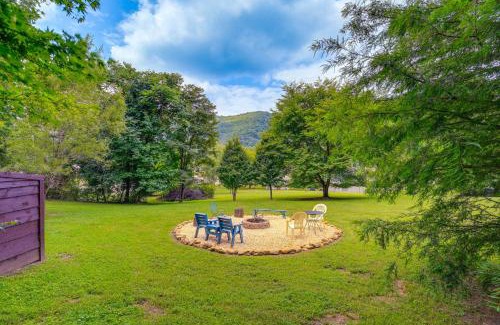 Damascus Casa | Dreamy Damascus Cabin about 1 Mi to Appalachian Trail