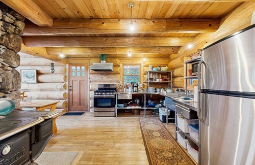 Franconia Casa | ¡Cabaña de ensueño que admite perros cerca de la estación de esquí Cannon Mountain!