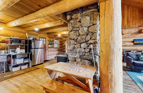 Franconia Casa | ¡Cabaña de ensueño que admite perros cerca de la estación de esquí Cannon Mountain!