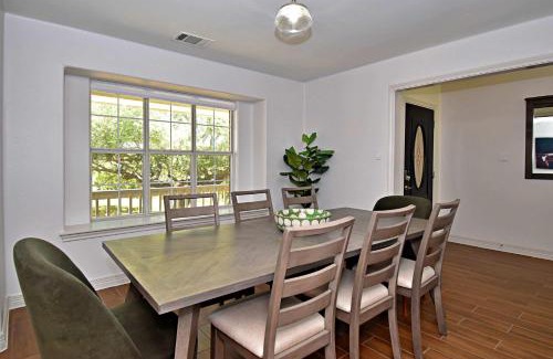 Dripping Springs Casa | Dreamy Dripping Springs - Near Parks Hiking & More