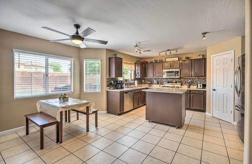 El Mirage Casa | Dreamy El Mirage Oasis < 12 Mi to Golf & Hike