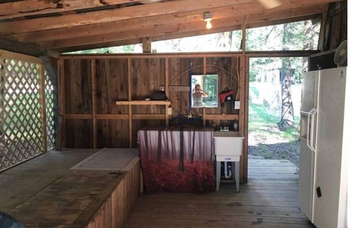 Monticello Casa | Dreamy Glamping Tent Near Conley Bottom