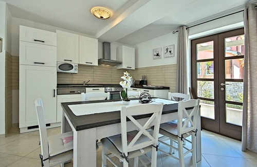 Liznjan Villa | Stone Villa Zahara in Liznjan