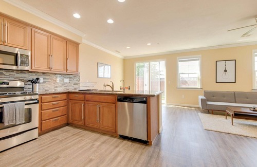 South San Jose Casa | Dreamy San Jose 4BR w/ Backyard, nr Caltrain & Supermarket, by Blueground