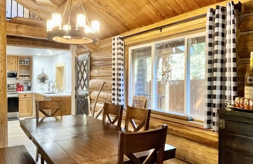 Camano Island Casa | Dreamy trees & woodsy views just up from Tyee Beach… Camano Log House