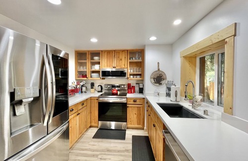 Camano Island Casa | Dreamy trees & woodsy views just up from Tyee Beach… Camano Log House