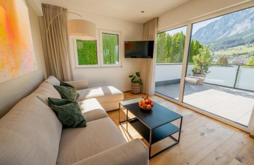 Groebming Apartamento | Drei Berge Blick - Moderne Ferienwohnung mit Panorama-Terrasse in Gröbming