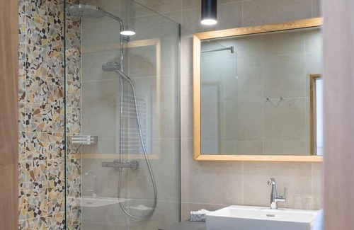 Altfinkenstein Casa | Dreibettzimmer Superior - Finkensteiner Hof, Dion Hotels & Resorts Gmbh