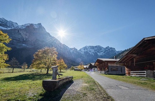 Eng Alm Cabina | Dreibettzimmer - Angerer Lager - Almdorf Eng Alm