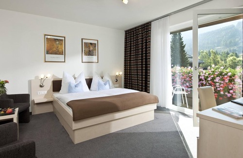 Untertschern Cabaña | Dreibettzimmer mit Südbalkon - Haus Maria