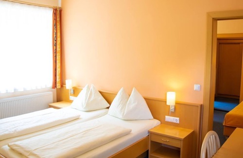 Feld am See Casa | Dreibettzimmer - Strandhotel Burgstaller