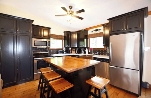 Bracebridge Casa | Drift Away Summary: G