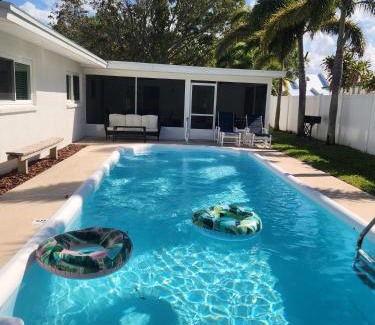 Port Canaveral Casa | Drift House - 4Bed 3Bath Private Pool House