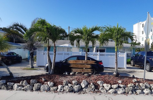 Siesta Key Cabaña | Piscina climatizada, playa y servicios, 2-3 minutos a pie.