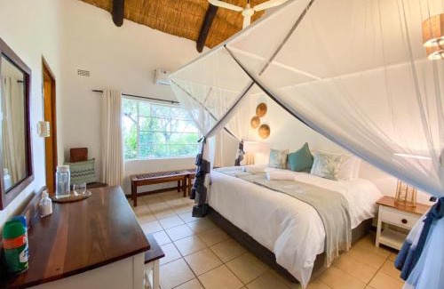 Victoria Falls Cabina | Drift Inn
