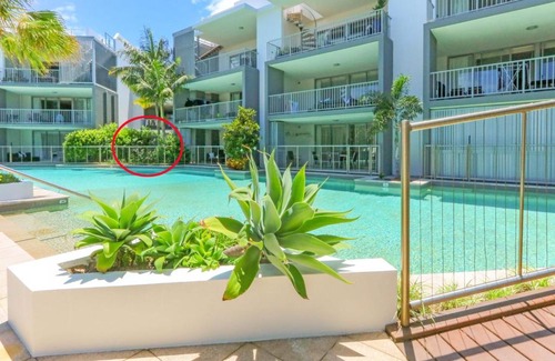 Casuarina Apartamento | Drift North 5 - Deluxe swim up one becdroom