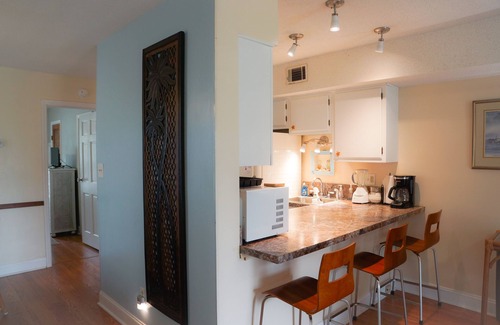 Ocean Ridge Condominio | Drifting to Driftwood- Wyndam Resort Condo on Golf Course! New 75" TV!
