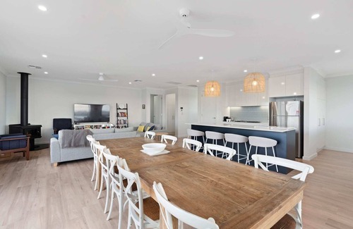 Middleton Casa | Driftwood Dunes - 67 Newell Avenue, Middleton