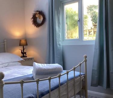Axmouth Casa | Driftwood Hideaway