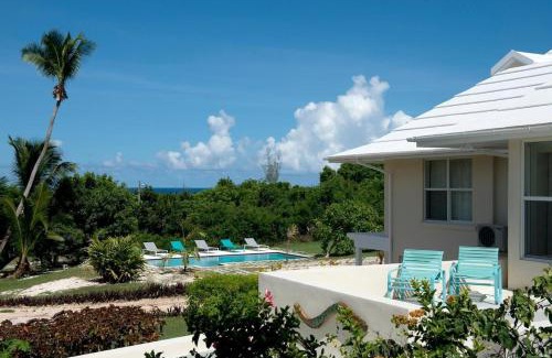 Governor's Harbour Casa | Driftwood home