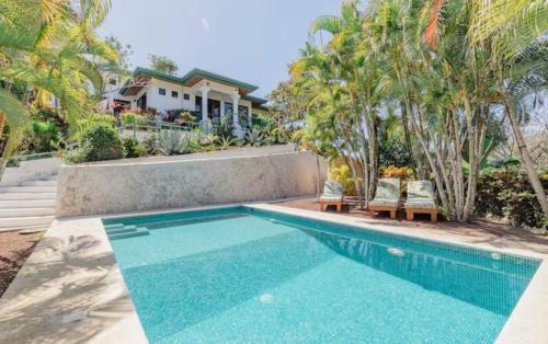 Ostional Villa | Driftwood ocean view