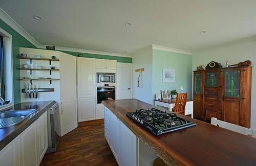 Wallabi Point Casa | Driftwood - ocean view beach house with pool