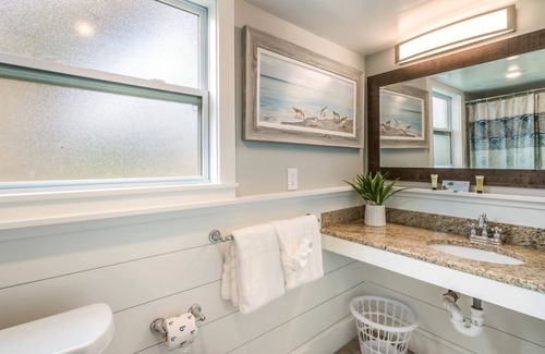 Holmes Beach Casa | Driftwood Villas by AMI Locals