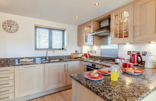 West Bay Casa | Driftwood - West Bay