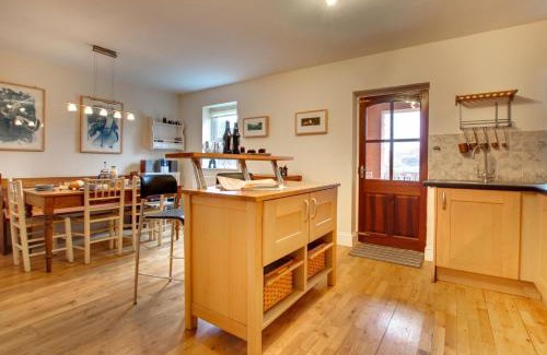 Hawes Casa | Drumaldrace