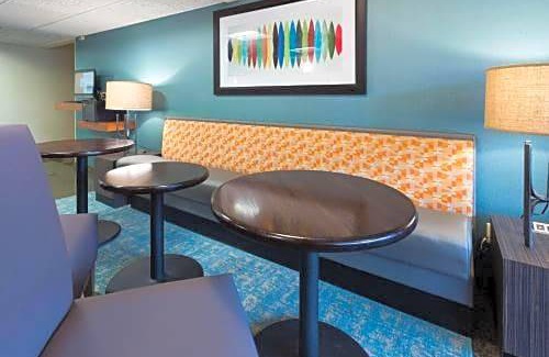 Columbia Hotel | Drury Inn & Suites Columbia Stadium Boulevard
