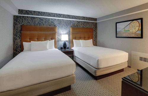 Cape Girardeau Hotel | Drury Inn & Suites Cape Girardeau