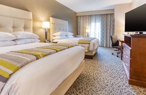 Mason Hotel | Drury Inn & Suites Cincinnati Northeast Mason