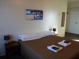 Drury Hotel | Drury Motor Lodge